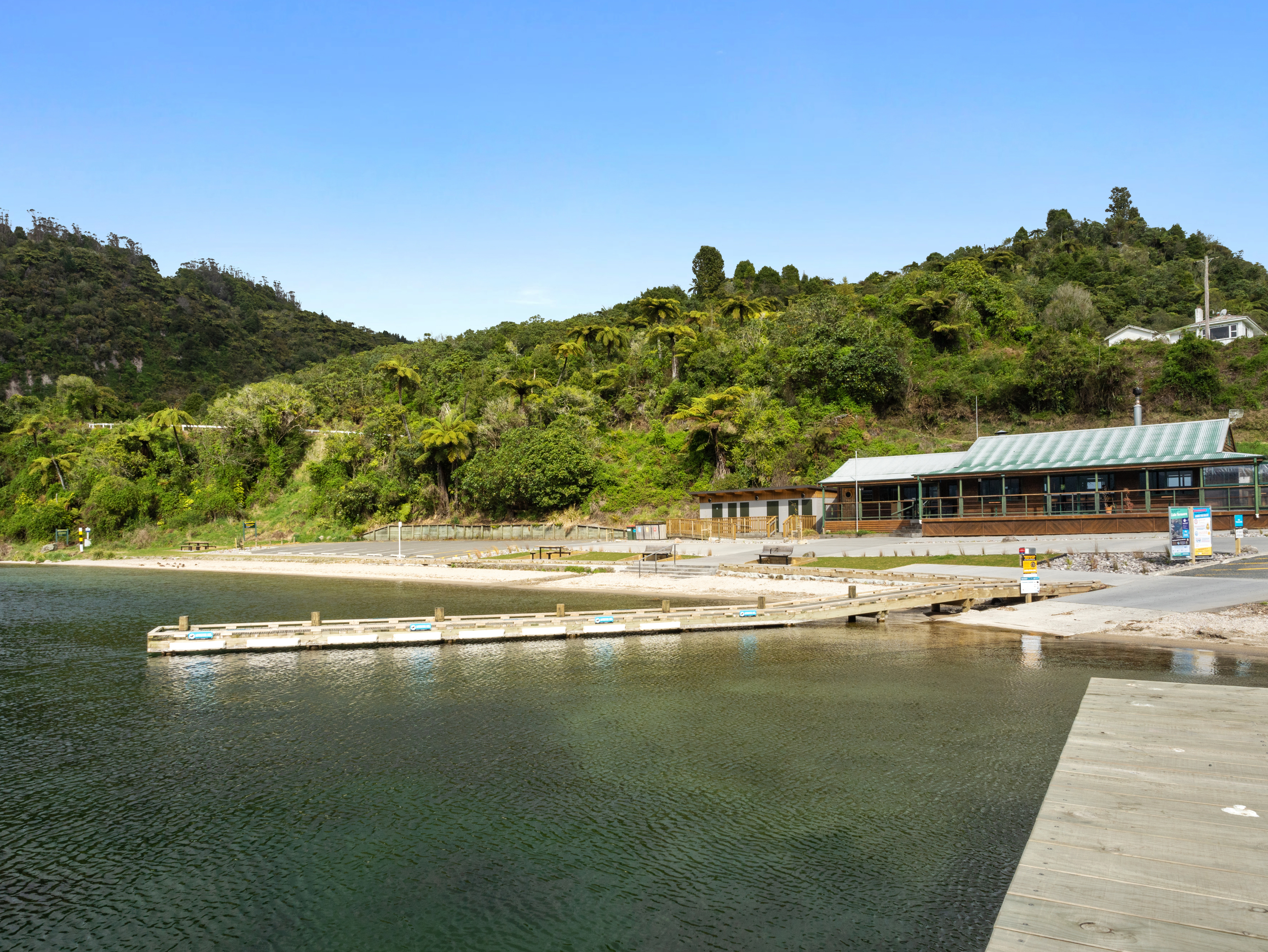 An eye-catching landscape of green.